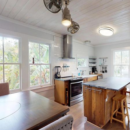 Palm View - Lovingly Renovated - 3 Kings Half Mile Stroll To Historic Dt - Beach Just 3 Miles St. Augustine Eksteriør bilde